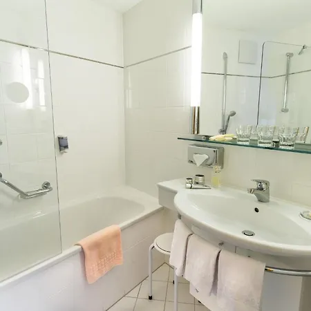 Post Sport- Und Wellness 4* سامنون