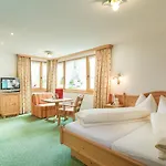 Post Sport- Und Wellness Szálloda 4*