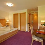 Szálloda Post Sport- Und Wellness 4*