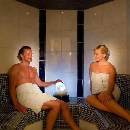 Post Sport- Und Wellness Hotel 4*
