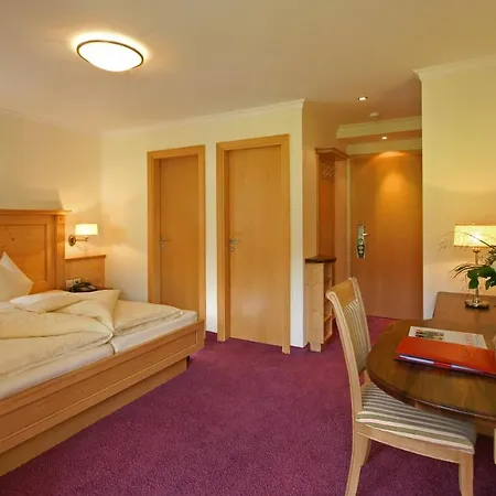 Hotel Post Sport- Und Wellness 4*